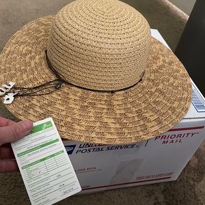Womens Cappelli braid paper hat adjustable string inside
